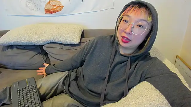 luxgray online show from 01-31-25, 01:33