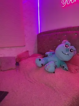 YovngBaby online show from 02-18-26, 05:16