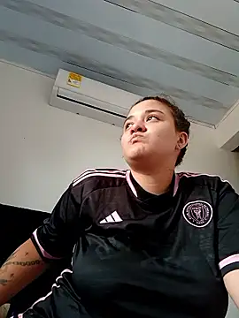 Liancy online show from 03-15-26, 05:42