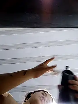 Liancy online show from 03-13-26, 05:23