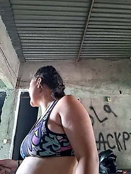 Liancy online show from 10-25-25, 07:14