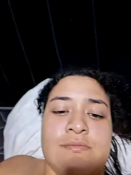 Liancy online show from 10-29-25, 03:05