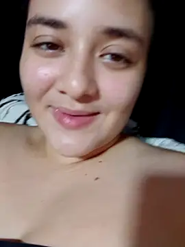 Liancy online show from 11-12-25, 01:43