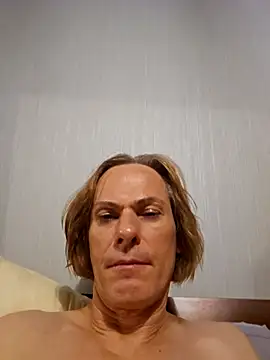 Snapshot of Mikemustang chatting on 02-23-25, 04:24 Mikemustang online show from 02-23-25, 04:24