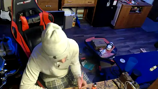 tongueispowerr6d9 online show from 04-21-26, 06:42