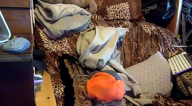 tongueispowerr6d9 online show from 12-30-24, 09:08