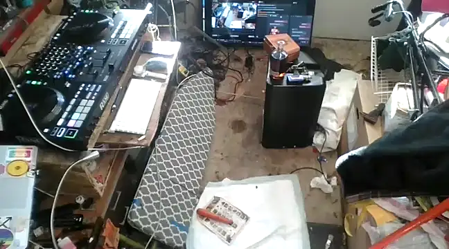 tongueispowerr6d9 online show from 01-14-25, 03:36