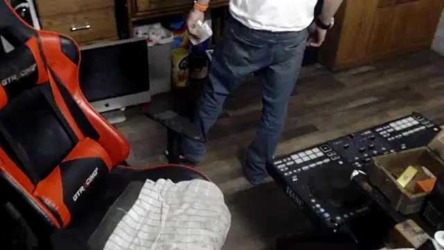 tongueispowerr6d9 online show from 04-22-26, 05:58