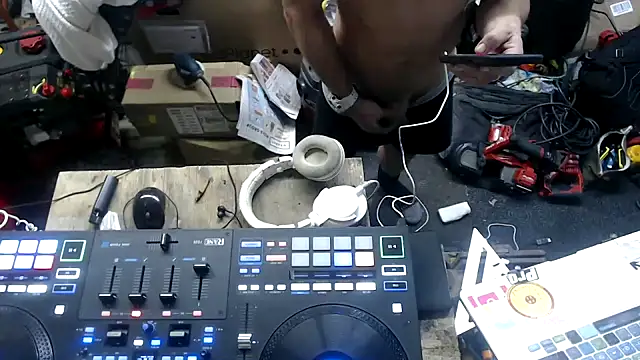 tongueispowerr6d9 online show from 01-05-25, 08:22