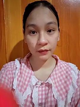 Snapshot of Chiecum chatting on 02-16-25, 05:04 Chiecum online show from 02-16-25, 05:04