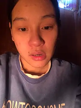 Snapshot of Chiecum chatting on 02-25-25, 03:31 Chiecum online show from 02-25-25, 03:31