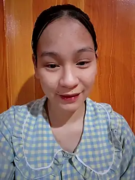 Snapshot of Chiecum chatting on 02-17-25, 03:36 Chiecum online show from 02-17-25, 03:36