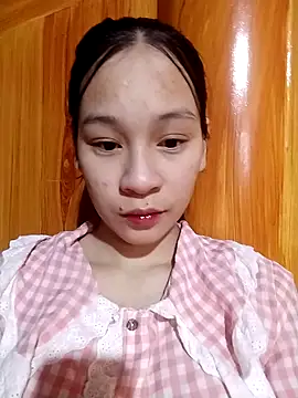 Snapshot of Chiecum chatting on 02-15-25, 11:28 Chiecum online show from 02-15-25, 11:28