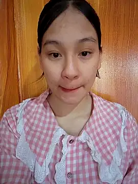 Snapshot of Chiecum chatting on 03-21-25, 02:18 Chiecum online show from 03-21-25, 02:18