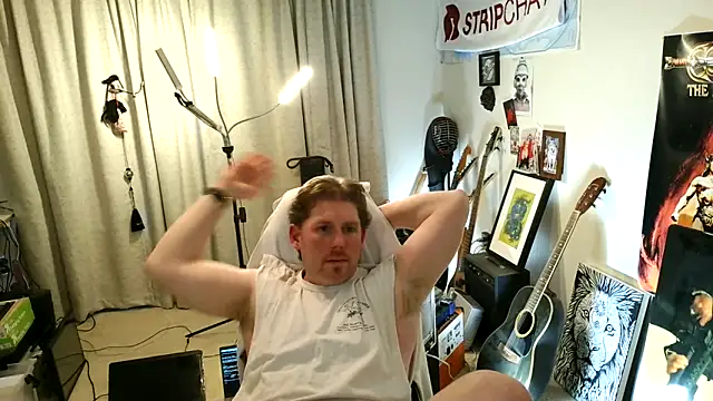 Snapshot of Rock_Pierce chatting on 05-26-26, 07:23 Rock Pierce online show from 05-26-26, 07:23