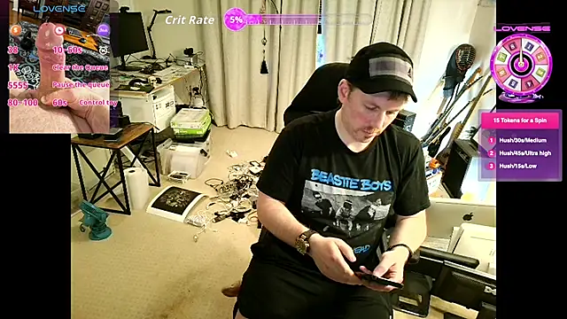 Snapshot of Rock_Pierce chatting on 05-15-26, 11:19 Rock Pierce online show from 05-15-26, 11:19