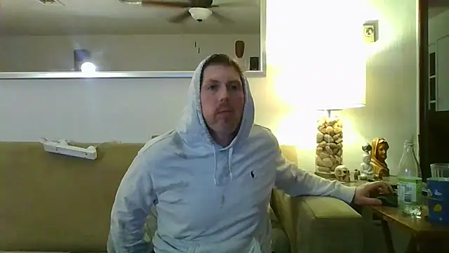 Snapshot of Rock_Pierce chatting on 05-25-26, 05:40 Rock Pierce online show from 05-25-26, 05:40