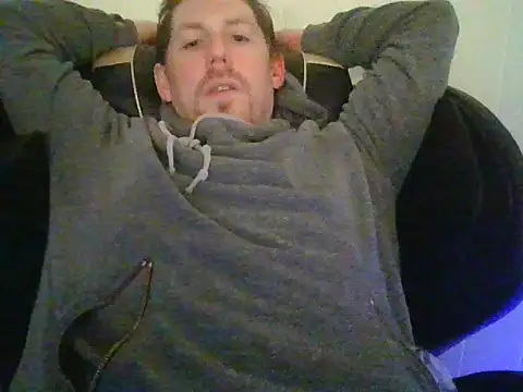 Snapshot of Rock_Pierce chatting on 05-16-26, 10:36 Rock Pierce online show from 05-16-26, 10:36