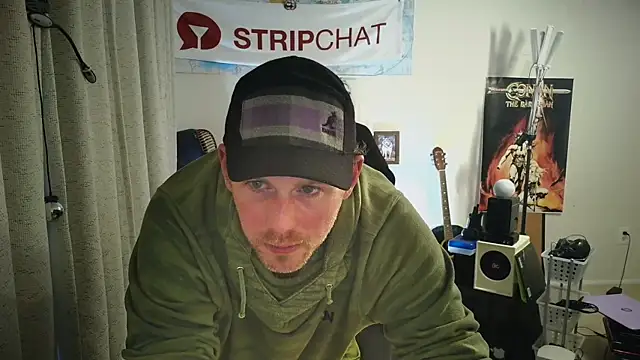 Snapshot of Rock_Pierce chatting on 05-04-26, 11:51 Rock Pierce online show from 05-04-26, 11:51