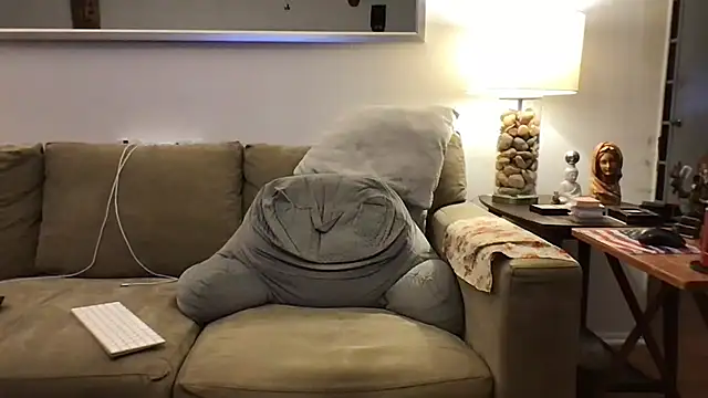 Rock Pierce online show from 12-18-25, 11:41