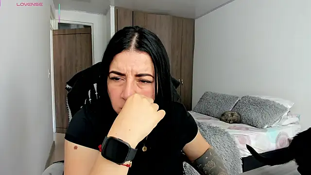 Im coco online show from 03-01-26, 03:45