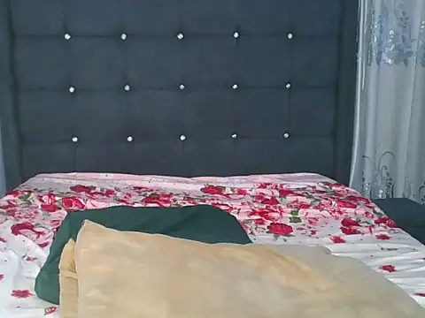 Snapshot of sandra_sauvage chatting on 07-04-26, 01:48 sandra sauvage online show from 07-04-26, 01:48