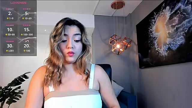 Snapshot of IsabellaaJoness chatting on 05-06-26, 11:36 IsabellaaJoness online show from 05-06-26, 11:36