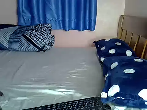 sweet rozie online show from 05-17-26, 07:08