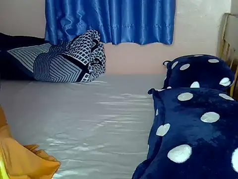 sweet rozie online show from 05-15-26, 06:44
