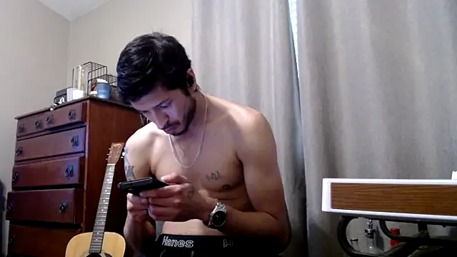 Snapshot of psil0cyb0rg chatting on 12-04-25, 12:20 psil0cyb0rg online show from 12-04-25, 12:20