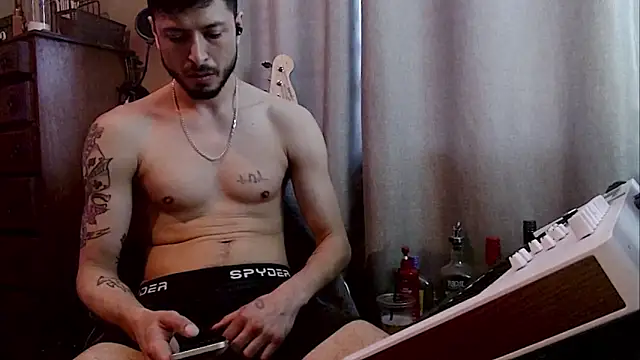 Snapshot of psil0cyb0rg chatting on 03-14-26, 01:33 psil0cyb0rg online show from 03-14-26, 01:33