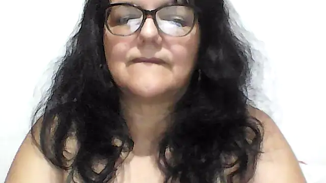 Snapshot of kassandra02 chatting on 02-03-26, 02:53 kassandra02 online show from 02-03-26, 02:53