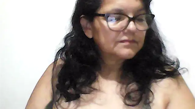 Snapshot of kassandra02 chatting on 02-09-26, 02:42 kassandra02 online show from 02-09-26, 02:42