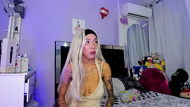 Laizasamantha2 online show from 06-25-26, 02:55