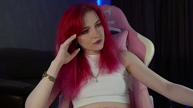 Snapshot of joyhannahh chatting on 02-16-26, 02:27 joyhannahh online show from 02-16-26, 02:27