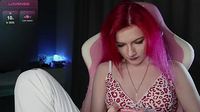 joyhannahh online show from 11-24-25, 03:12