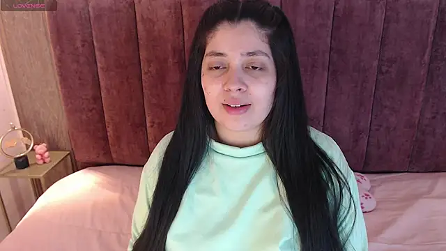 Snapshot of AgathaLynx chatting on 03-10-25, 11:45 AgathaLynx online show from 03-10-25, 11:45