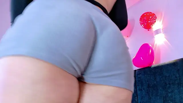 AgathaLynx online show from 02-16-26, 10:47