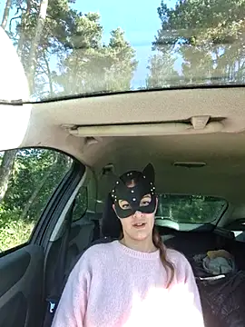 LoLa-69-X online show from 09-27-25, 08:09