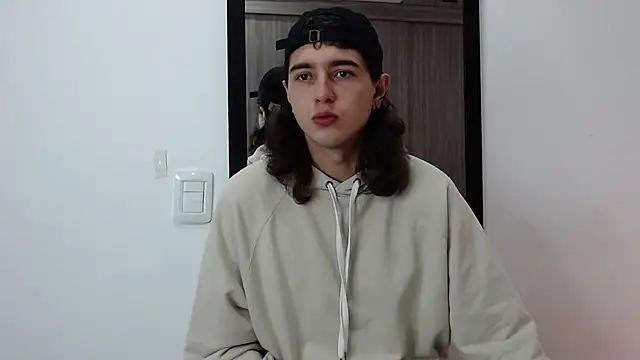 Snapshot of alex_connorr chatting on 02-09-25, 08:34 alex connorr online show from 02-09-25, 08:34