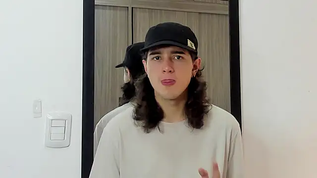 Snapshot of alex_connorr chatting on 02-03-25, 05:14 alex connorr online show from 02-03-25, 05:14