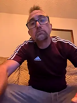 Snapshot of bibananaman chatting on 11-11-25, 11:09 bibananaman online show from 11-11-25, 11:09