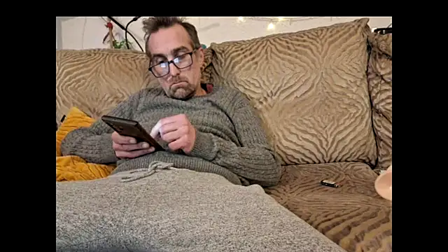 Snapshot of bibananaman chatting on 01-27-25, 08:29 bibananaman online show from 01-27-25, 08:29