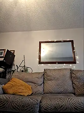 Snapshot of bibananaman chatting on 02-20-25, 12:25 bibananaman online show from 02-20-25, 12:25