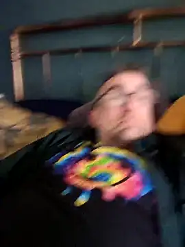 Snapshot of bibananaman chatting on 02-18-25, 12:28 bibananaman online show from 02-18-25, 12:28