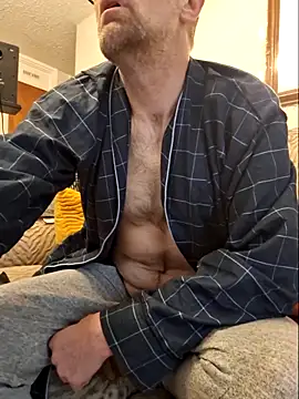 Snapshot of bibananaman chatting on 02-15-25, 12:11 bibananaman online show from 02-15-25, 12:11