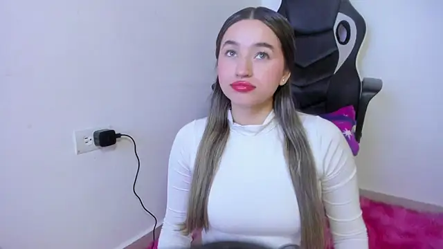 Sophie spencer1 online show from 12-17-25, 02:38