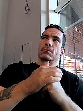 Lord Two online show from 10-25-25, 04:29