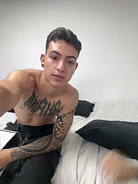 aliensexy online show from 03-07-25, 06:57