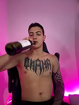 aliensexy online show from 10-22-25, 02:00